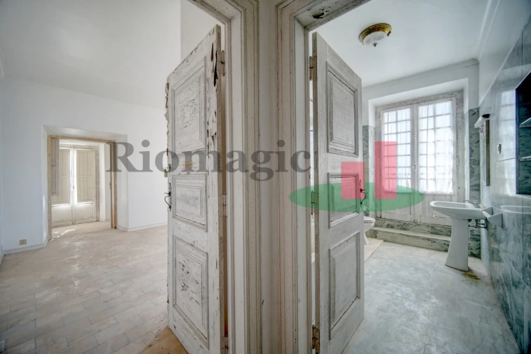 Moradia T5 para Venda em Almeirim Foto 10