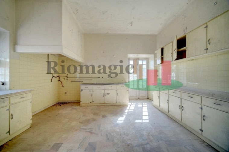 Moradia T5 para Venda em Almeirim Foto 14