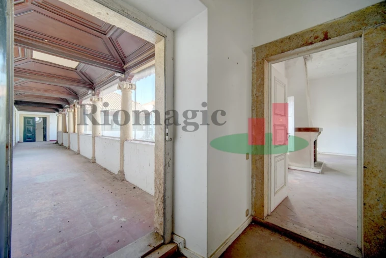 Moradia T5 para Venda em Almeirim Foto 16