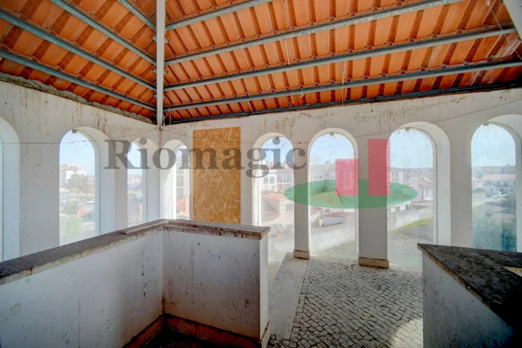 Moradia T5 para Venda em Almeirim Foto 19