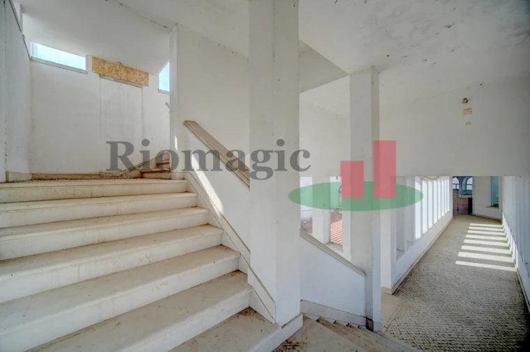 Moradia T5 para Venda em Almeirim Foto 21