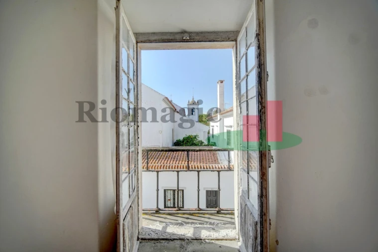 Moradia T5 para Venda em Almeirim Foto 32