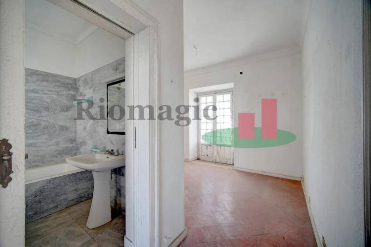 Moradia T5 para Venda em Almeirim Foto 34