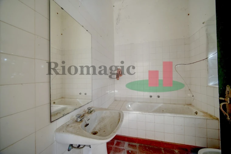 Moradia T5 para Venda em Almeirim Foto 37