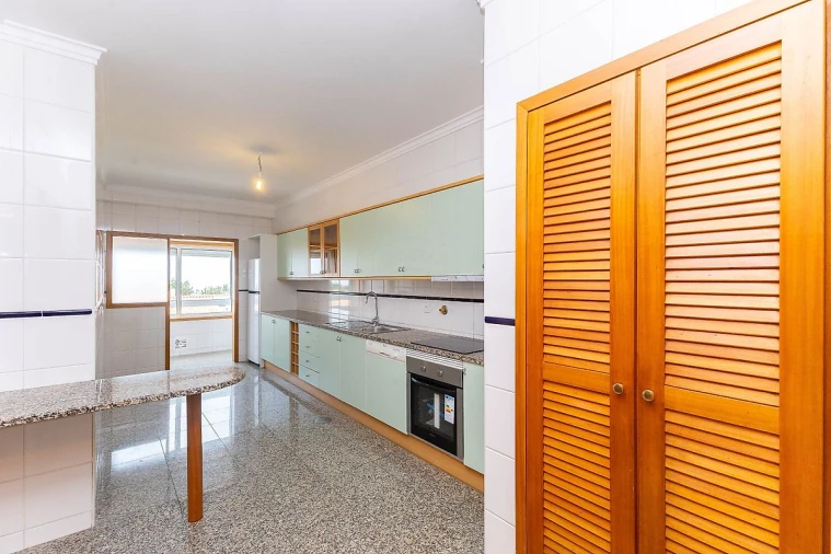 Apartamento T2 para Venda em São Felix da Marinha Foto 13