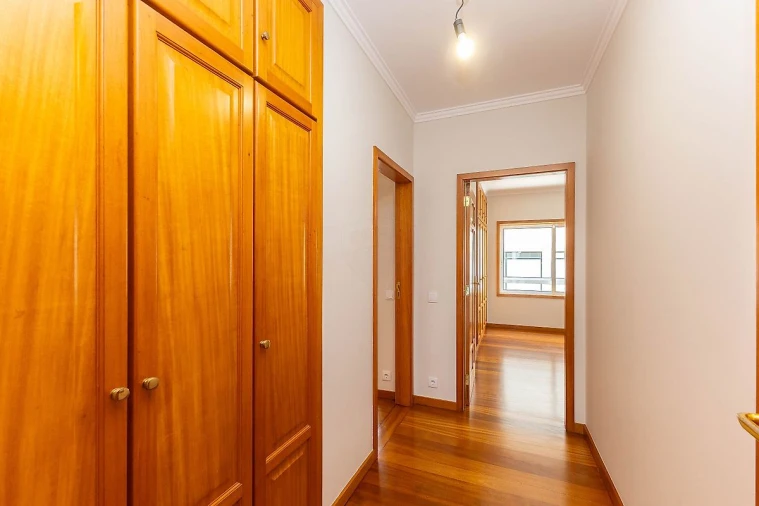 Apartamento T2 para Venda em São Felix da Marinha Foto 11