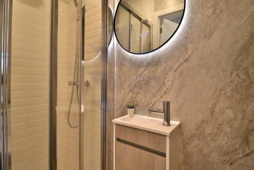 Prédio para Venda em Azurem Foto 42