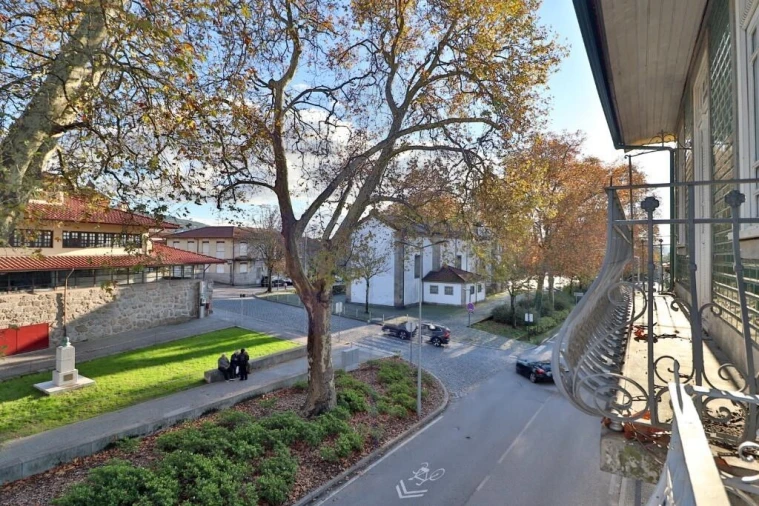 Prédio para Venda em Azurem Foto 22