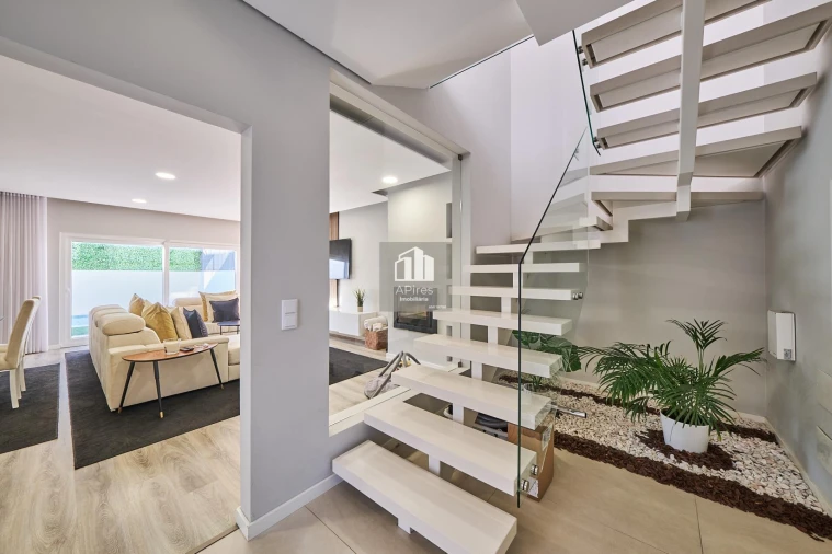 Moradia T4 para Venda em Fernao Ferro Foto 8