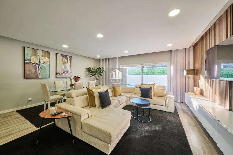 Moradia T4 para Venda em Fernao Ferro Foto 6