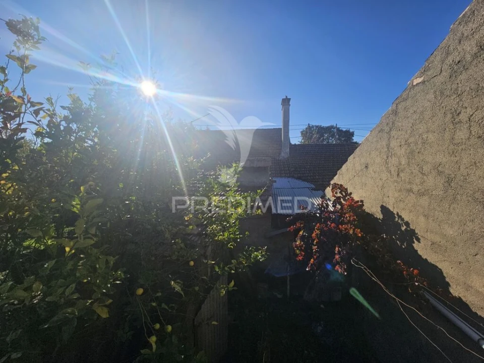 Moradia T3 para Venda em Chãos Foto 16