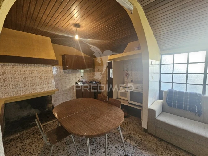 Moradia T3 para Venda em Chãos Foto 14