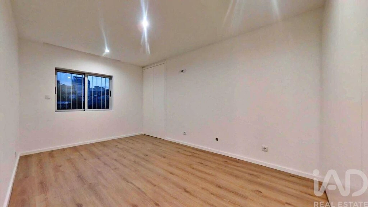 Apartamento T3 para Venda em Bonfim Foto 35