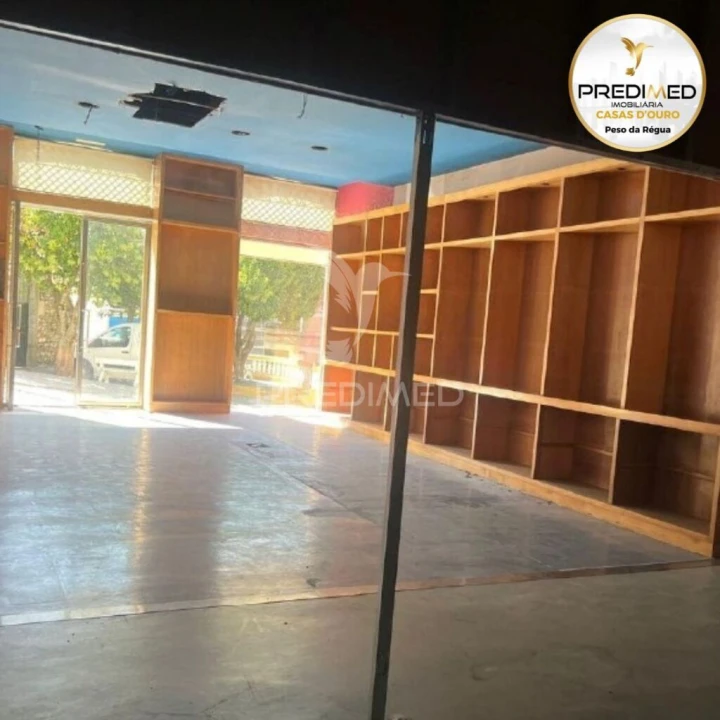 Prédio para Venda em Peso da Régua e Godim Foto 1