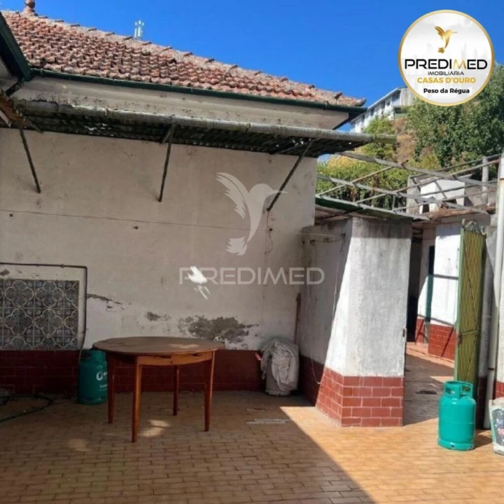 Prédio para Venda em Peso da Régua e Godim Foto 13