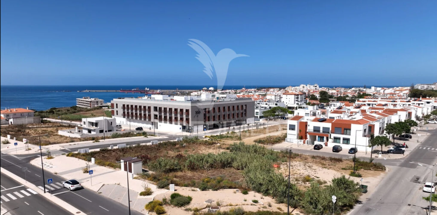 Apartamento T2 para Venda em Sines Foto 10