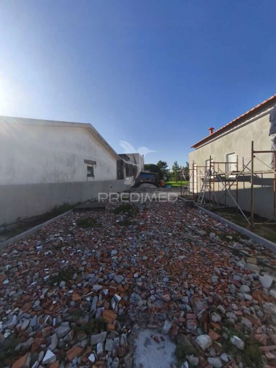 Moradia T3 para Venda em Gafanha da Encarnação Foto 3