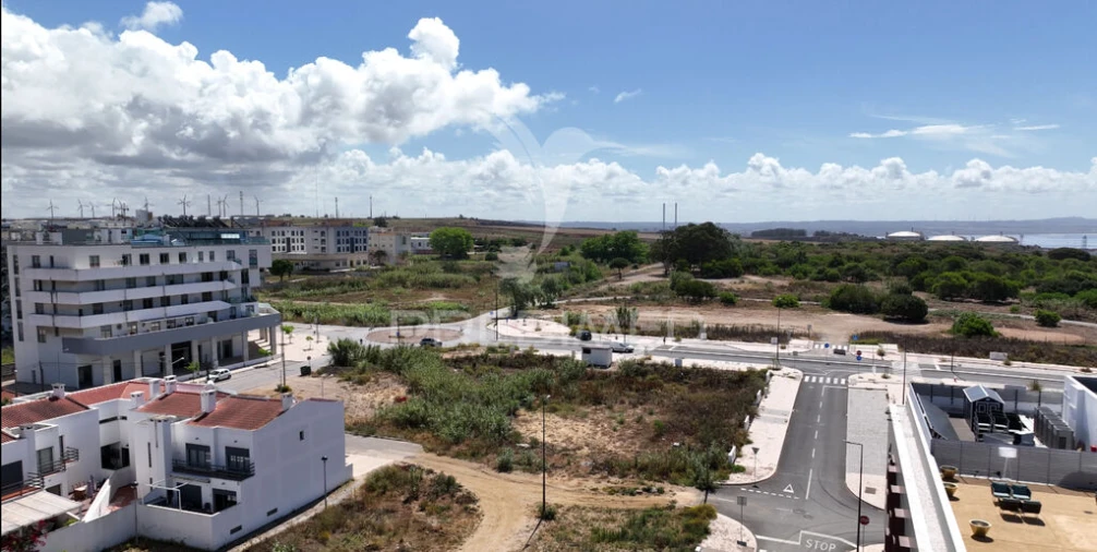 Apartamento T1 para Venda em Sines Foto 14