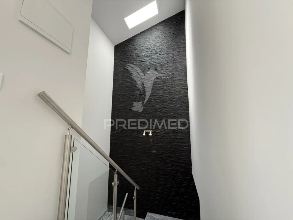 Moradia T3 para Venda em Estômbar e Parchal Foto 7