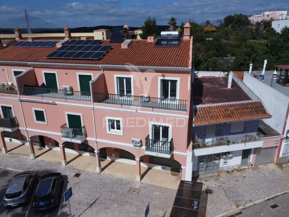 Moradia T3 para Venda em Estômbar e Parchal Foto 2