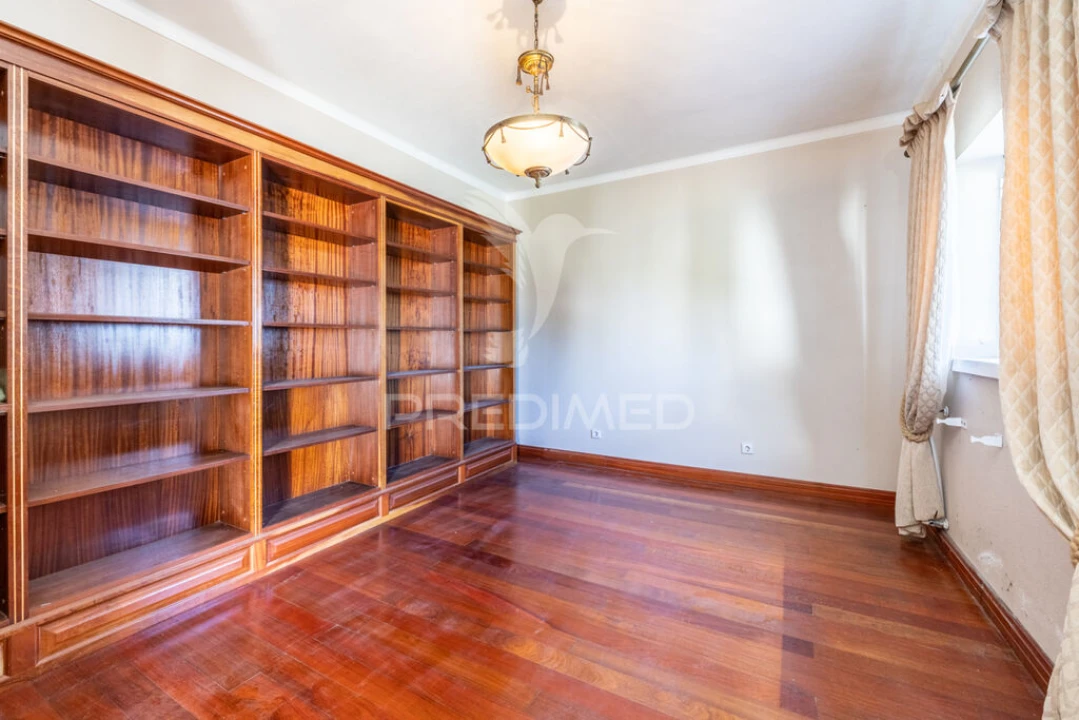 Moradia T7 para Venda em Alcobaça e Vestiaria Foto 7