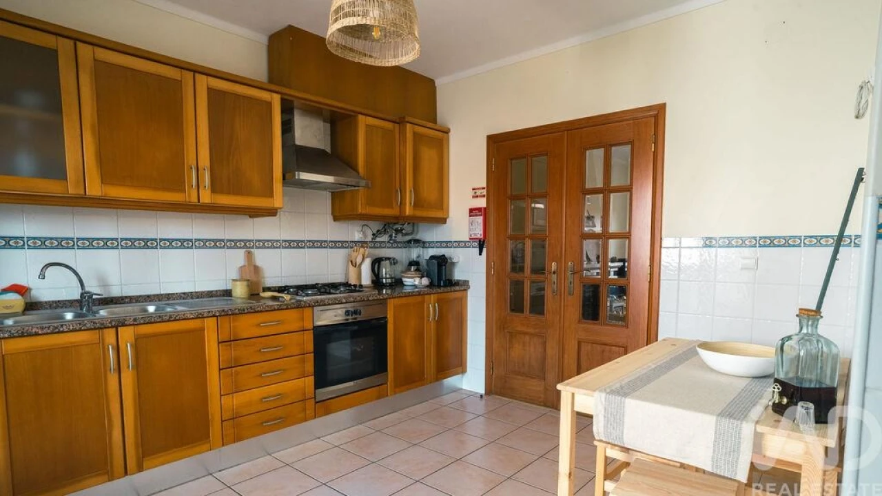 Apartamento T3 para Arrendamento em A dos Cunhados e Maceira Foto 19
