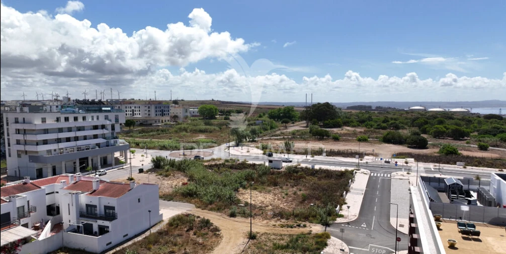 Apartamento T2 para Venda em Sines Foto 10