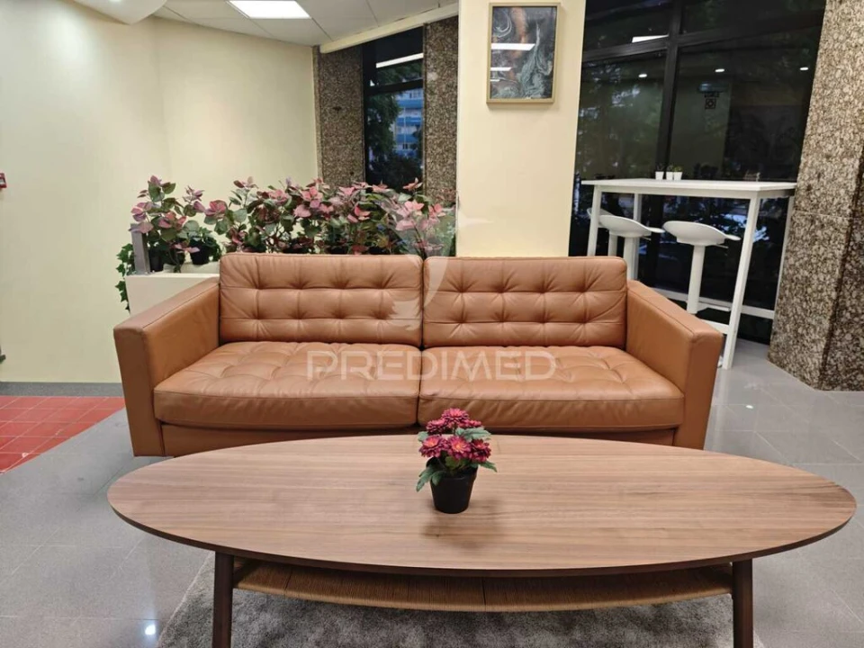 Prédio para Arrendamento em Faro (Sé e São Pedro) Foto 5