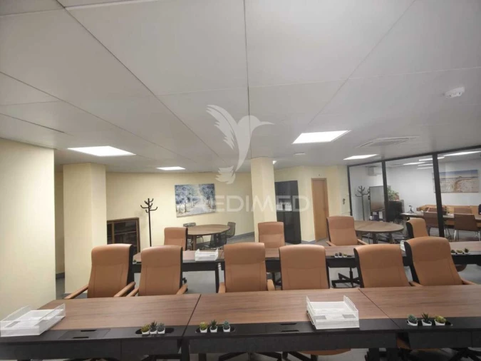 Prédio para Arrendamento em Faro (Sé e São Pedro)