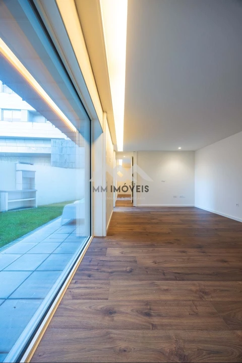 Apartamento T1 para Venda em Paranhos