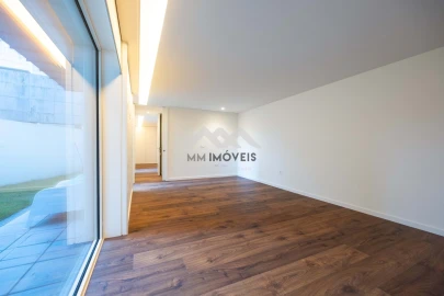 Apartamento T1 para Venda em Paranhos