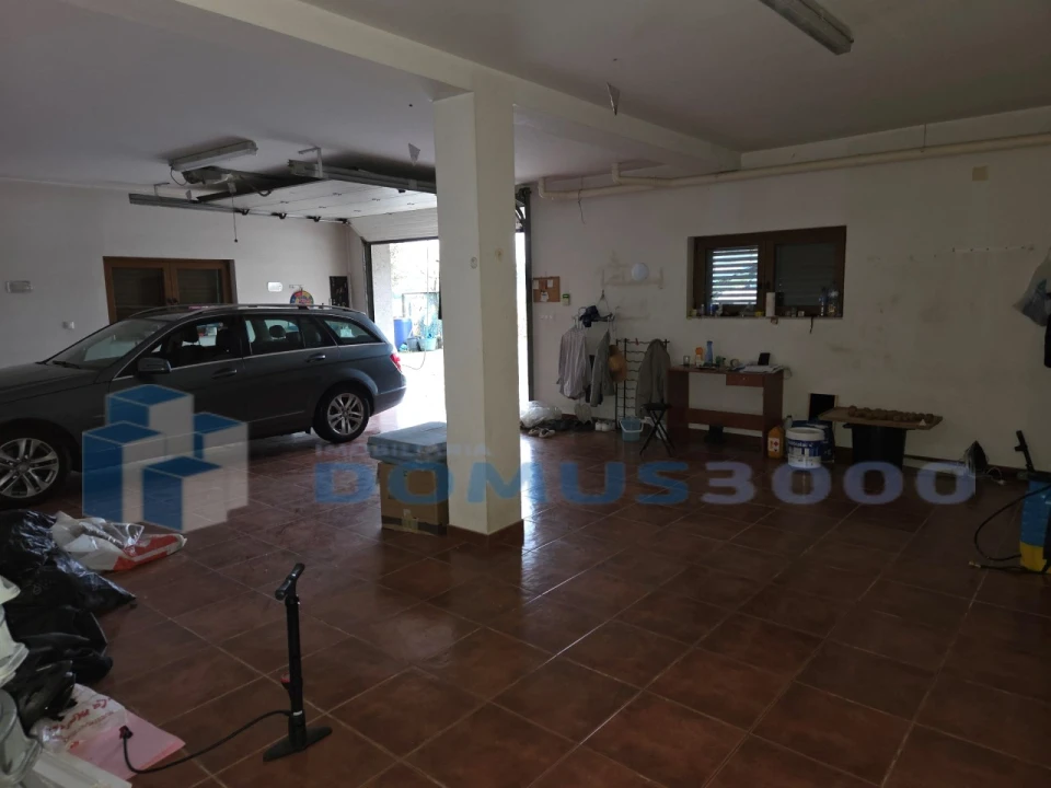 Moradia T5 para Venda em Folhadela Foto 5