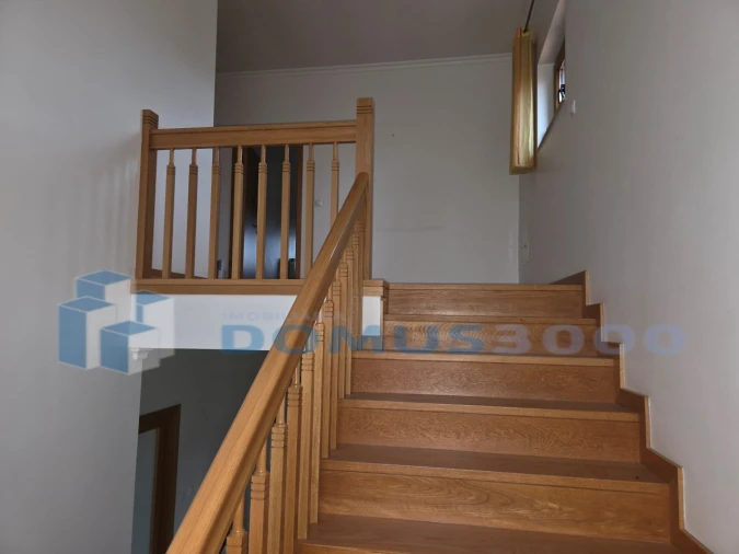 Moradia T5 para Venda em Folhadela Foto 12