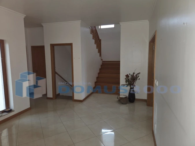 Moradia T5 para Venda em Folhadela Foto 13