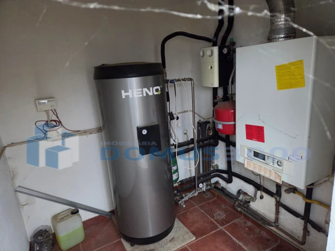 Moradia T5 para Venda em Folhadela Foto 17