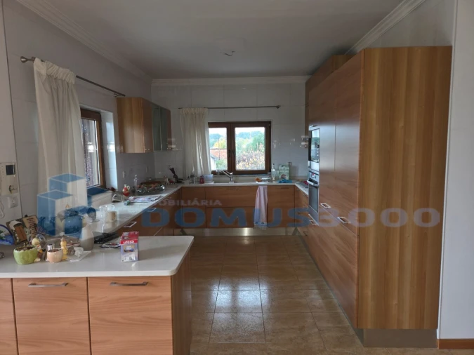 Moradia T5 para Venda em Folhadela Foto 14