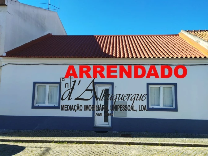 Moradia T3 para Arrendamento em Ponte de Sor, Tramaga e Vale de Açor