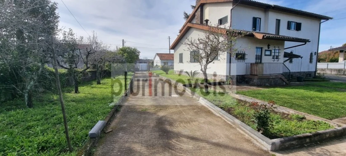 Moradia T6 para Venda em Valongo do Vouga Foto 4