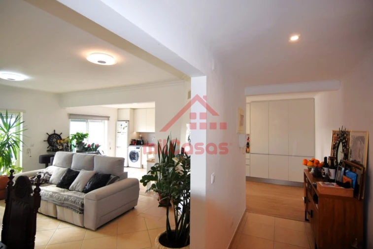 Apartamento T1 para Venda em Ericeira Foto 4