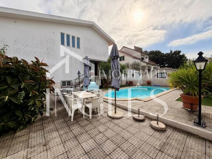 Moradia T4 para Venda em Marvila, Ribeira Santarém, São Salvador, São Nicolau Foto 5