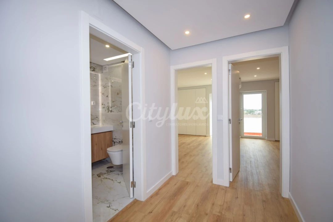 Apartamento T3 para Venda em Cascais e Estoril Foto 7