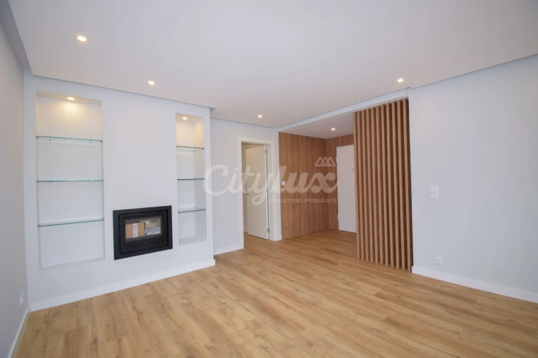 Apartamento T3 para Venda em Cascais e Estoril Foto 5