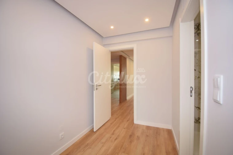 Apartamento T3 para Venda em Cascais e Estoril Foto 13