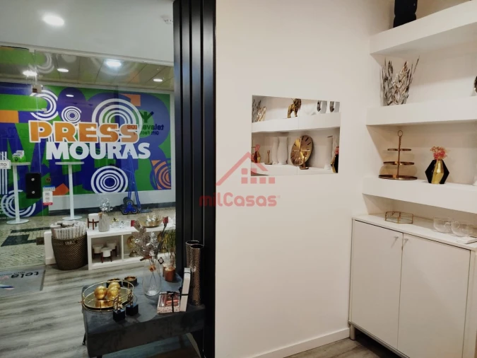 Loja para Arrendamento em Lumiar Foto 5