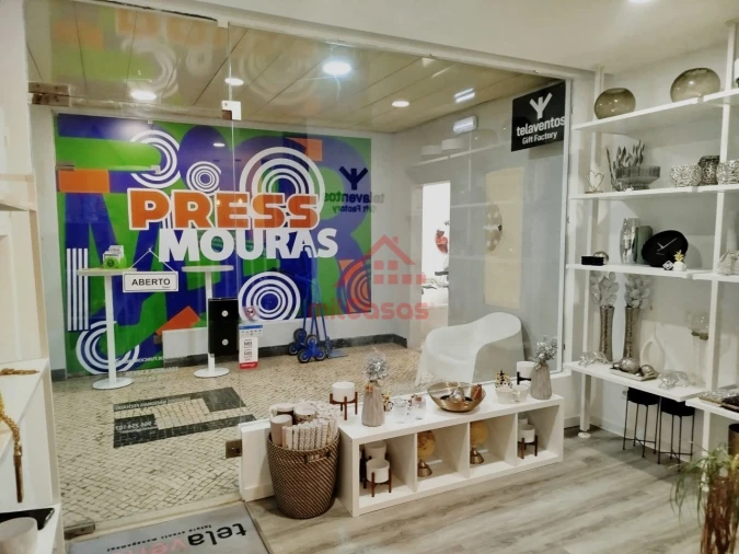 Loja para Arrendamento em Lumiar Foto 17