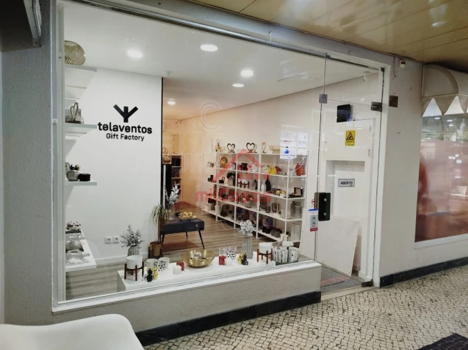 Loja para Arrendamento em Lumiar Foto 19