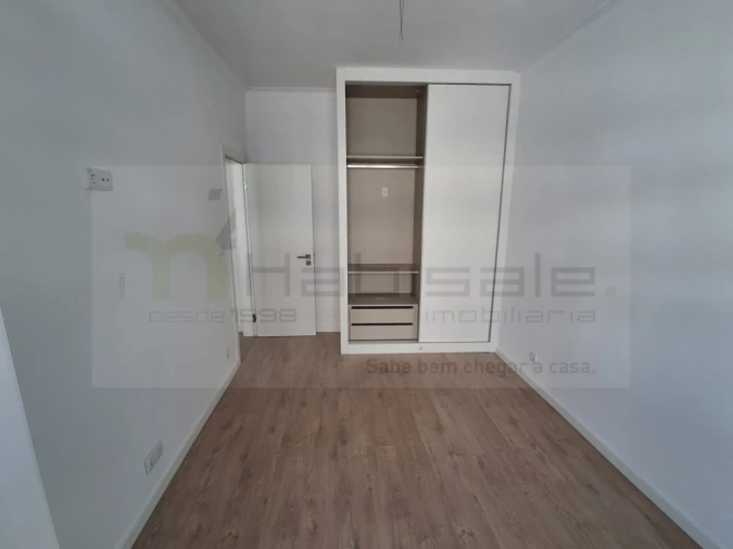 Apartamento T2 para Venda em Almada, Cova da Piedade, Pragal e Cacilhas Foto 6