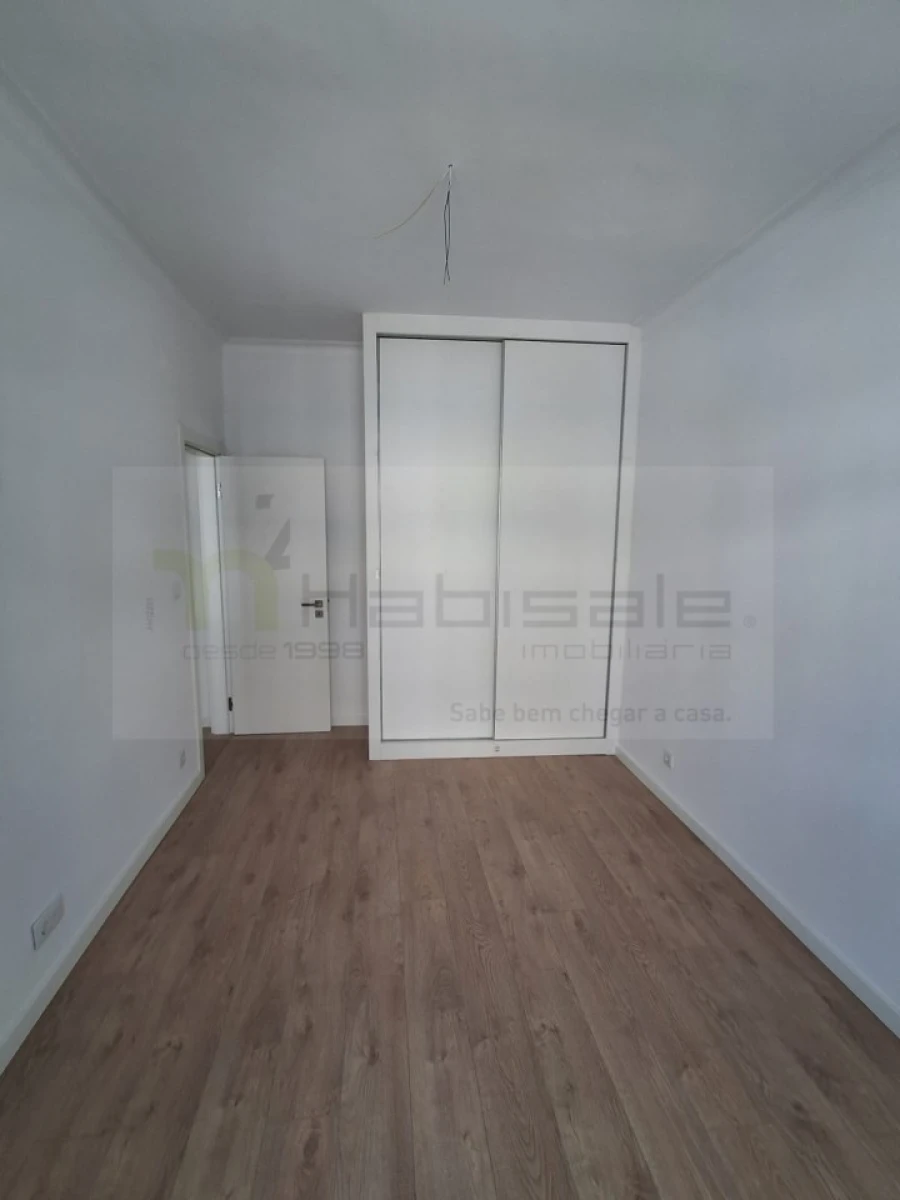 Apartamento T2 para Venda em Almada, Cova da Piedade, Pragal e Cacilhas Foto 9
