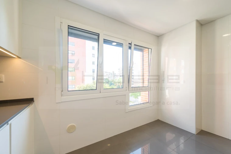 Apartamento T2 para Venda em Odivelas Foto 13