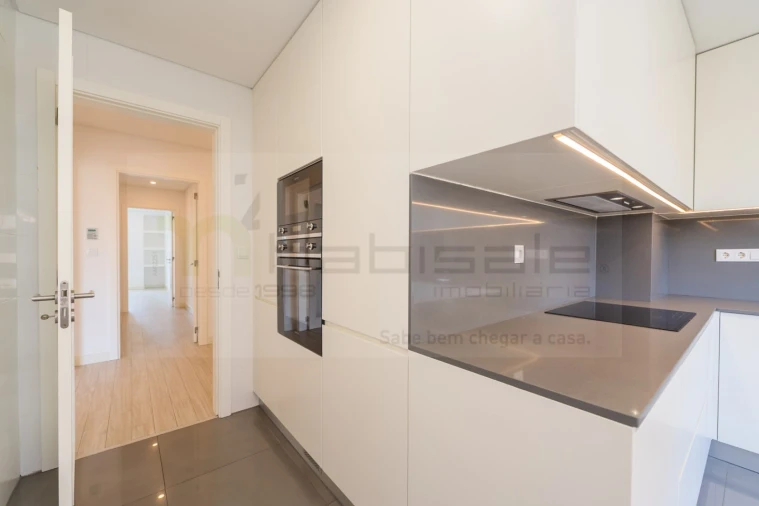 Apartamento T2 para Venda em Odivelas Foto 16